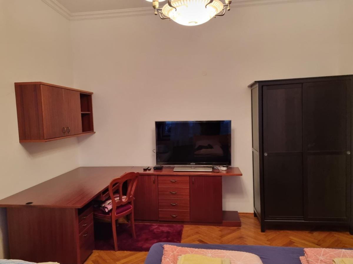 Apartments Fazarinc S Parkiriscem Celje Luaran gambar