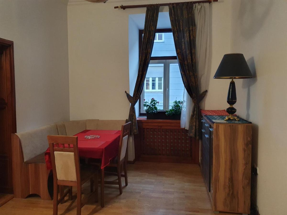 Apartments Fazarinc S Parkiriscem Celje Luaran gambar