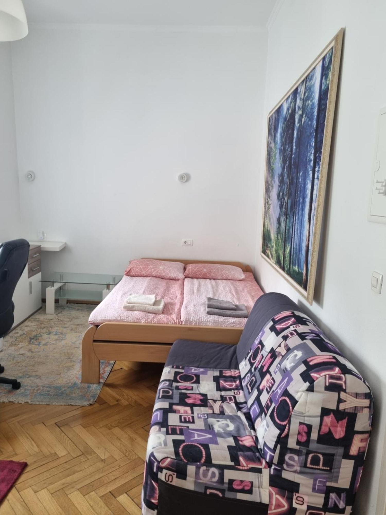 Apartments Fazarinc S Parkiriscem Celje Luaran gambar